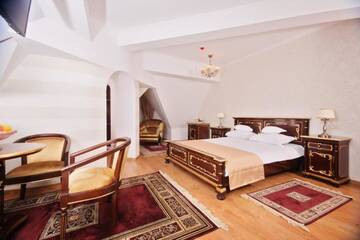 Фотографии Отель Astoria Grand Hotel г. Орадя (Румыния) №3 Фото Отель Astoria Grand Hotel г. Орадя 3