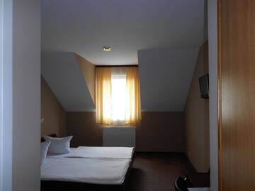 Фотографии Отель Hotel Lan г. Орадя (Румыния) №2 Фото Отель Hotel Lan г. Орадя 2
