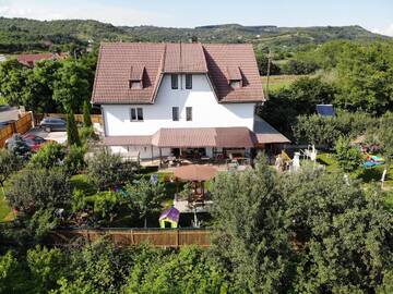 Фотографии Гостевой дом Podgoria Guesthouse г. Орадя (Румыния) №1 Фото Гостевой дом Podgoria Guesthouse г. Орадя 1
