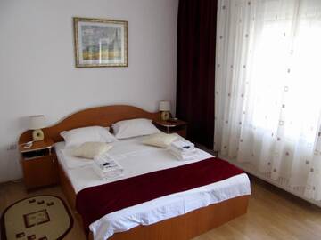 Фотографии Отели типа «постель и завтрак» G.EAG - Premium Apartment г. Орадя (Румыния) №5 Фото Отели типа «постель и завтрак» G.EAG - Premium Apartment г. Орадя 5