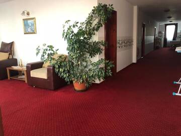 Фотографии Гостевой дом Pension Rozeclas г. Орадя (Румыния) №3 Фото Гостевой дом Pension Rozeclas г. Орадя 3