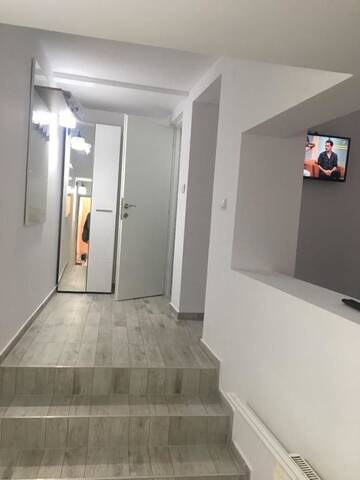 Фото номера Двухместный номер Делюкс с 1 кроватью и душем Гостевой дом Casa Alis г. Орадя 6