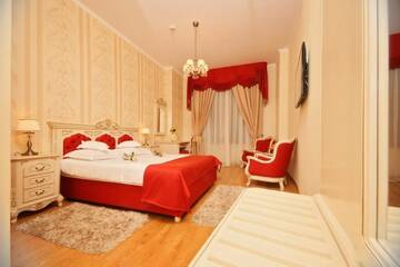 Фото номера Стандартный двухместный номер с 1 кроватью Отель Astoria Grand Hotel г. Орадя 3
