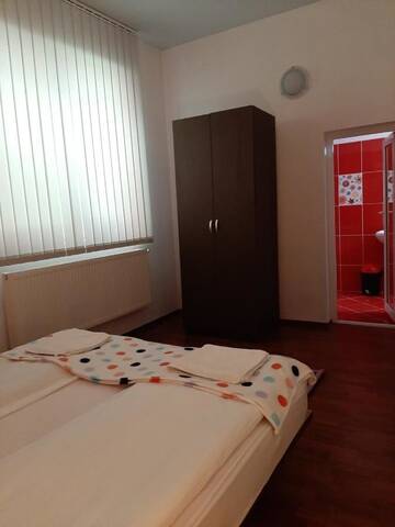 Фото номера Дом с 2 спальнями Дома для отпуска Casa Bia г. Орадя 32