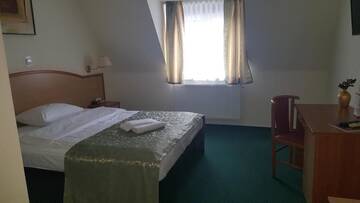 Фото номера Одноместный номер Отель Hotel Melody г. Орадя 7
