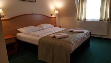 Фото номера Двухместный номер с 1 кроватью Отель Hotel Melody г. Орадя 6