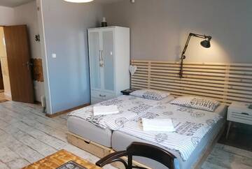 Фото номера Апартаменты-студио Апарт-отели Blues House г. Орадя 28