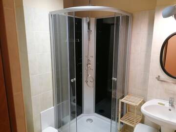 Фото номера Апартаменты Делюкс Апарт-отели Blues House г. Орадя 17