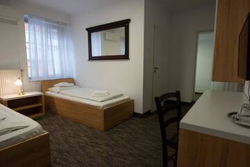 Фото номера Апартаменты Отель Carnival City Hotel Oradea г. Орадя 5