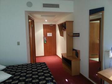 Фото номера Одноместный номер Отель Iris Hotel г. Орадя 3