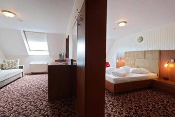 Фото номера Люкс с 1 спальней Отель Hotel Impero г. Орадя 7