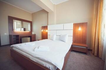 Фото номера Люкс с 1 спальней Отель Hotel Impero г. Орадя 10