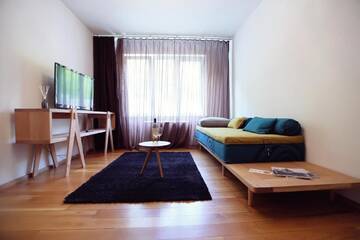 Фото номера Стандартные апартаменты (4 взрослых) Апарт-отели Living In Aparthotel г. Орадя 18