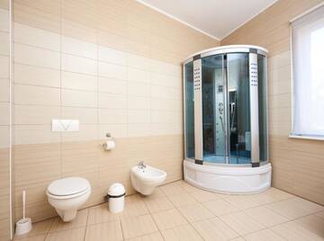 Фото номера Апартаменты бизнес-класса Апарт-отели Living In Aparthotel г. Орадя 10