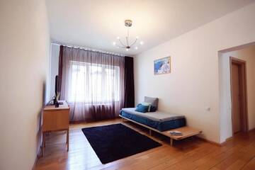 Фото номера Стандартные апартаменты (4 взрослых) Апарт-отели Living In Aparthotel г. Орадя 7
