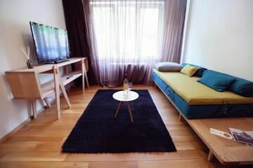 Фото номера Стандартные апартаменты (4 взрослых) Апарт-отели Living In Aparthotel г. Орадя 15