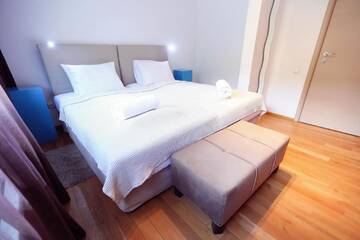 Фото Апарт-отели Living In Aparthotel г. Орадя 3