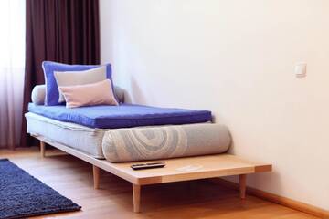 Фото номера Стандартные апартаменты (для 3 взрослых) Апарт-отели Living In Aparthotel г. Орадя 7